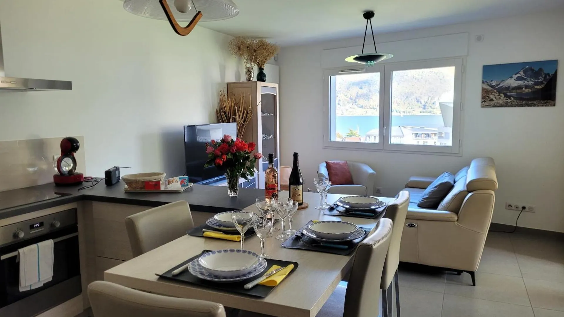 Le Tableau Du Lac 507 - 2 Bedrooms Apartment With Lake View Terrace アヌシー